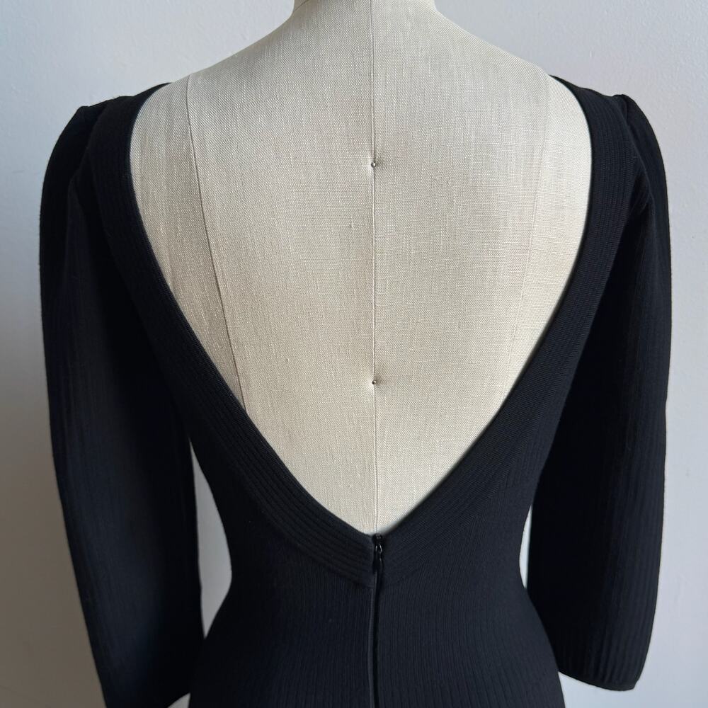 ALAÏA Black Ribbed Virgin Wool Little Black Dress - Picture 6 of 11